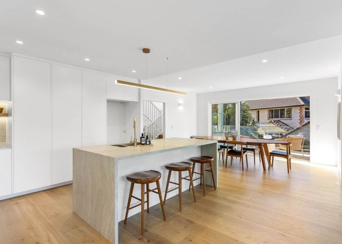  at 17 Asbury Crescent, Campbells Bay, North Shore City, Auckland