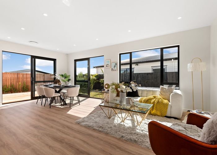  at 21 Parkland Loop, Milldale, Rodney, Auckland
