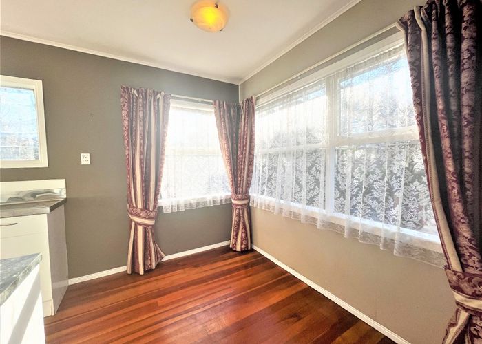  at 3B Latham Place, Pakuranga, Manukau City, Auckland