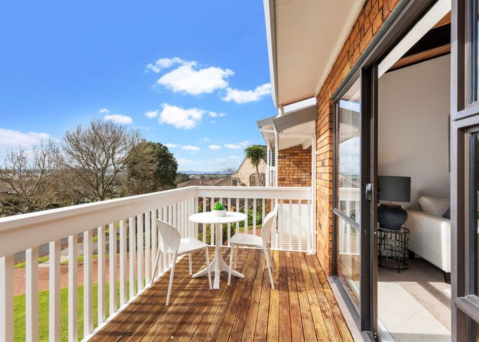  at 9 Sturm Avenue, Massey, Auckland