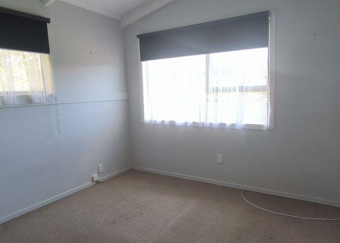  at 32 Wades Road, Whitford, Manukau City, Auckland