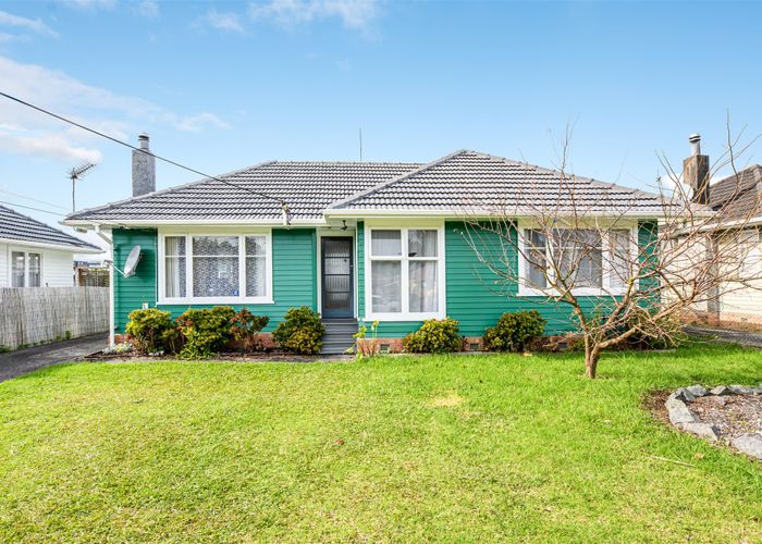  at 66 Smythe Road, Henderson, Auckland
