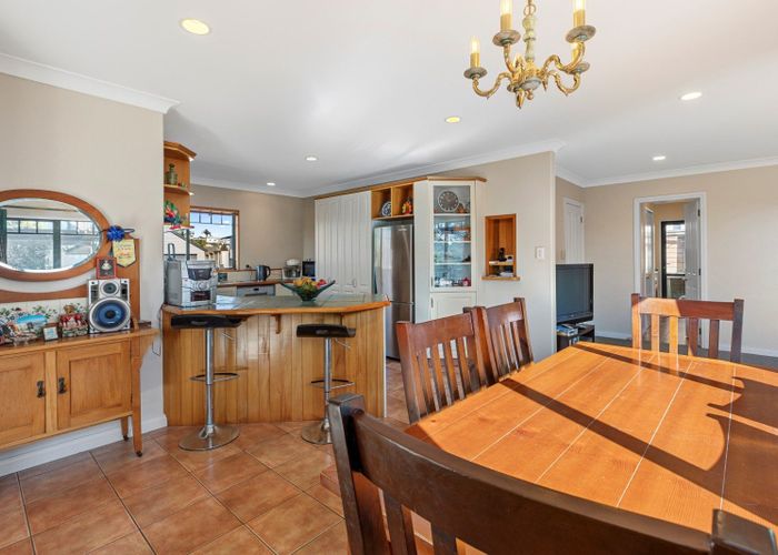  at 14 Braeburn Place, Bethlehem, Tauranga