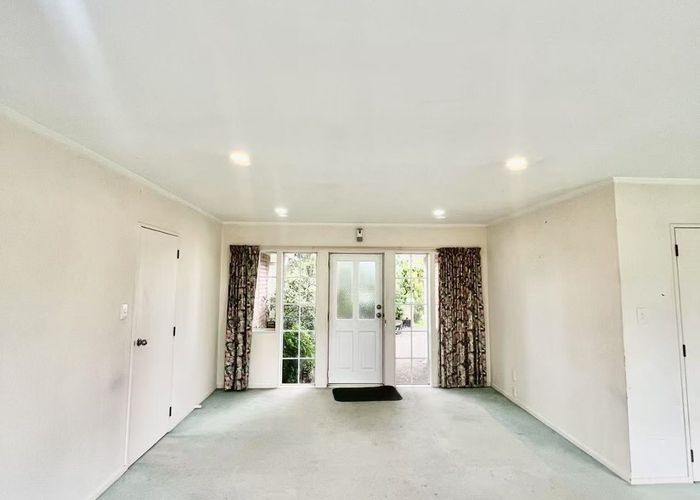  at 546 Don Buck Road, Westgate, Waitakere City, Auckland