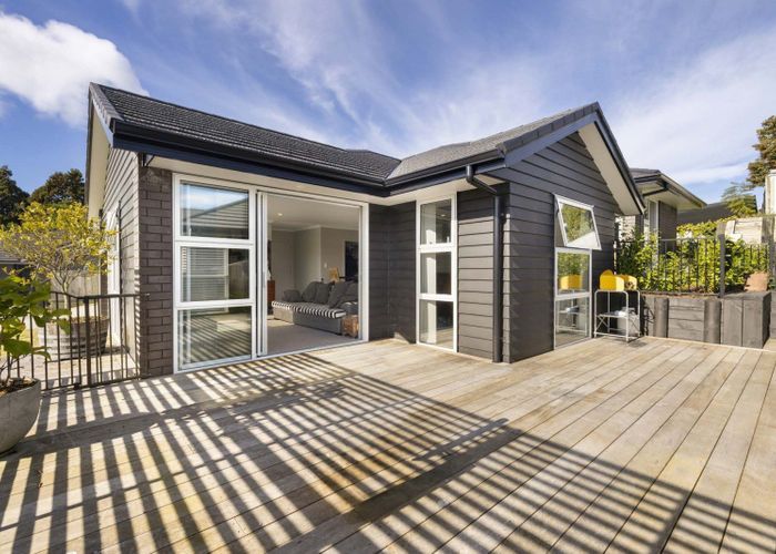 at 11 Trans Tasman Way, Pyes Pa, Tauranga