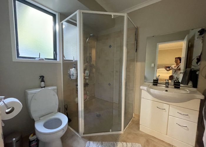  at 14 Oakway Drive, Schnapper Rock, Auckland