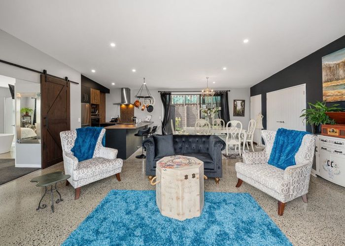  at 43 Kittyhawk Drive, Kinloch