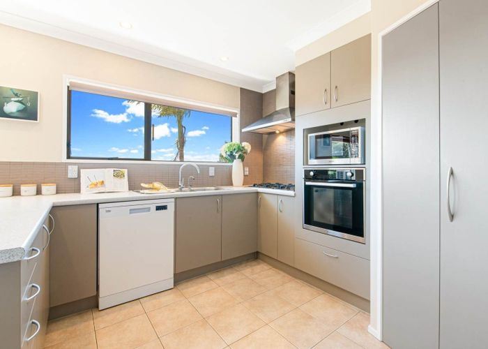  at 99 John Downs Drive, Browns Bay, North Shore City, Auckland