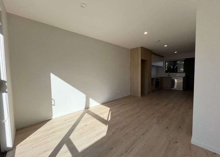  at 5/157 Beach Haven Road, Beach Haven, North Shore City, Auckland