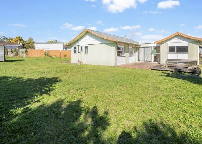  at 5 Fairlight street, Manurewa, Manukau City, Auckland