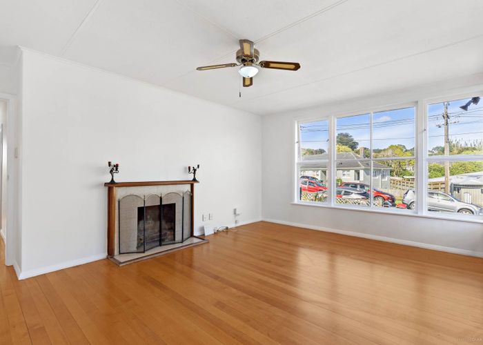  at 31 Smallfield Avenue, Mount Roskill, Auckland
