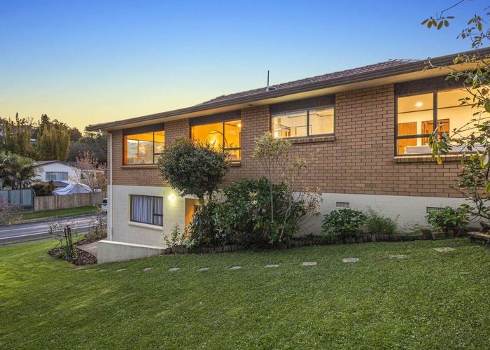  at 73 John Downs Drive, Browns Bay, Auckland