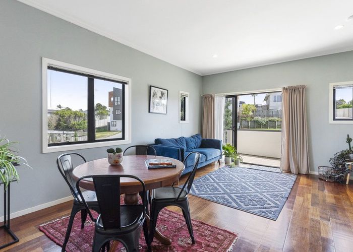  at 4/191 Sunnynook Road, Wairau Valley, North Shore City, Auckland