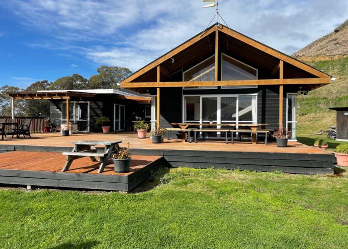 For sale 1405 Taihape Road, Sherenden, Hastings, Hawke's Bay homes