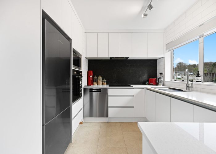  at 14 Taksan Place, Pukete, Hamilton