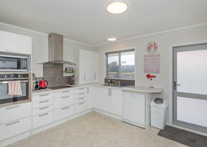  at 63 Kahukura Avenue, Waitarere Beach, Levin