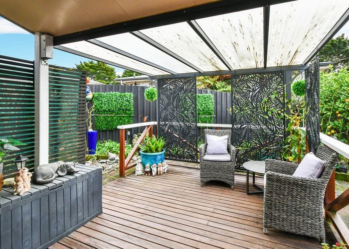  at 2/9 Settlement Road, Papakura, Auckland