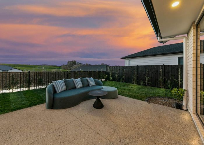  at 29 Tipu Crescent, Milldale, Rodney, Auckland
