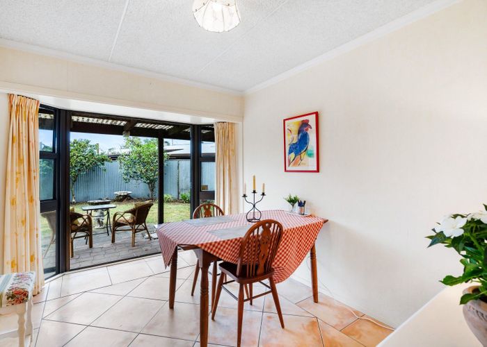  at 19 Titoki Crescent, Pirimai, Napier