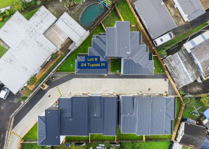  at Lot 8, 24 Tupaki Place, Pakuranga Heights, Manukau City, Auckland
