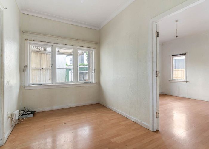  at 43 Huia Road, Papatoetoe, Manukau City, Auckland