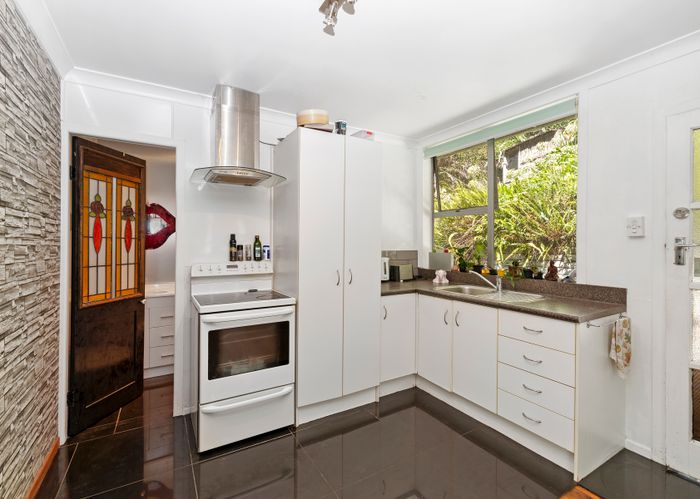  at 52 Opanuku Road, Henderson Valley, Auckland