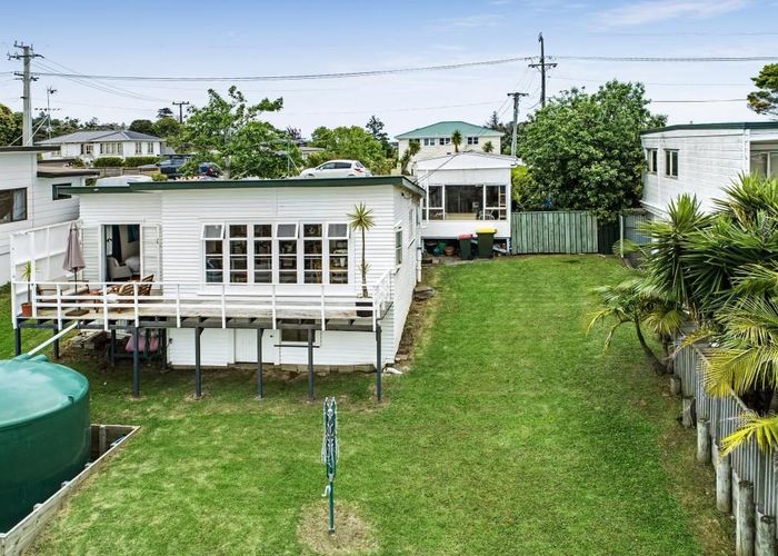  at 12 Maraetai School Road, Maraetai, Auckland