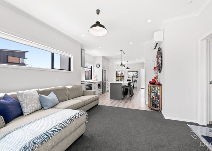  at 11 Fitch Lane, Wallaceville, Upper Hutt