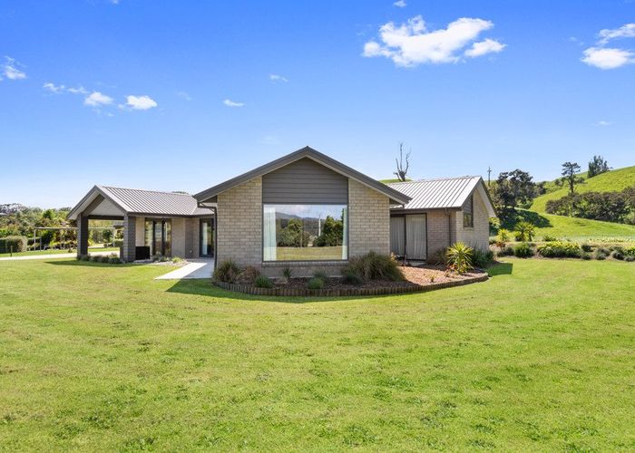  at 321 Horahora Road, Tirau