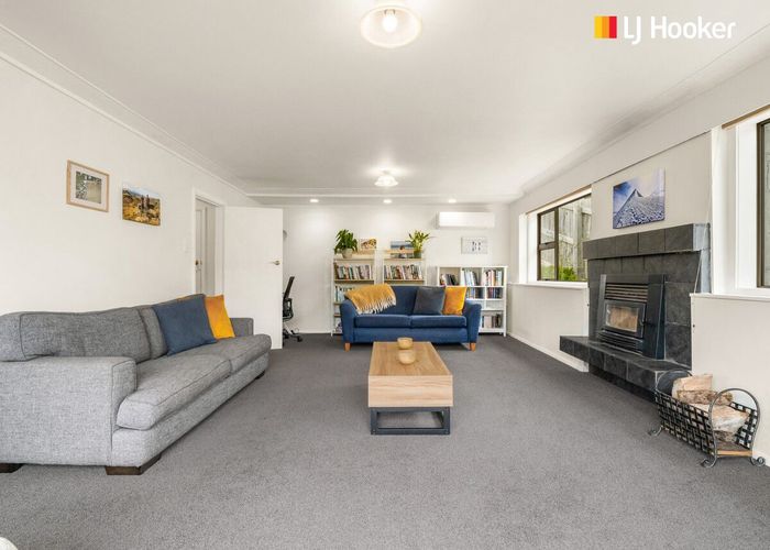  at 11 Upland Street, Helensburgh, Dunedin