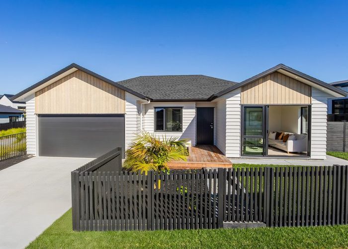 at 50 Tipu Crescent, Milldale, Rodney, Auckland