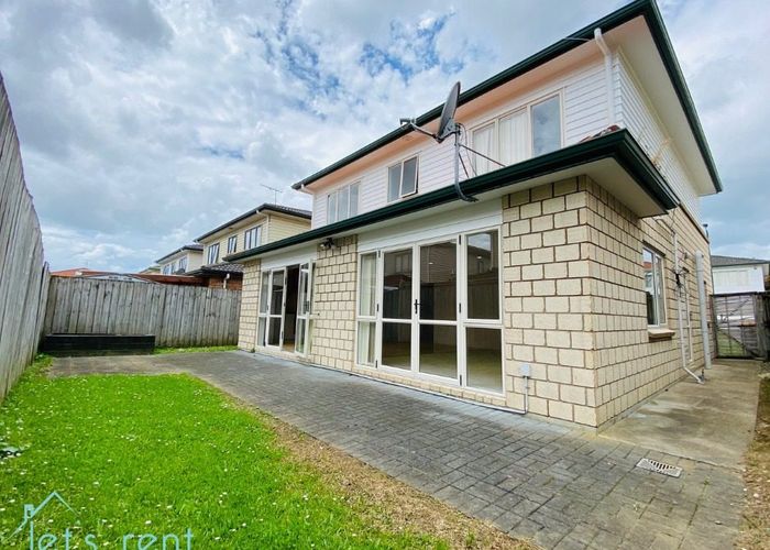  at 9 Maypark Crescent, Flat Bush, Manukau City, Auckland