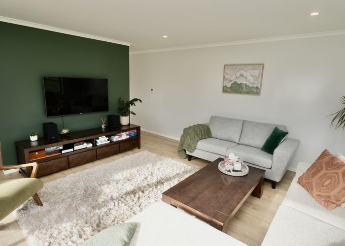  at 202 Pacific Drive, Fitzherbert, Palmerston North