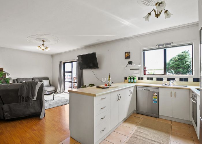  at 143 Ngamotu Road, Spotswood, New Plymouth, Taranaki