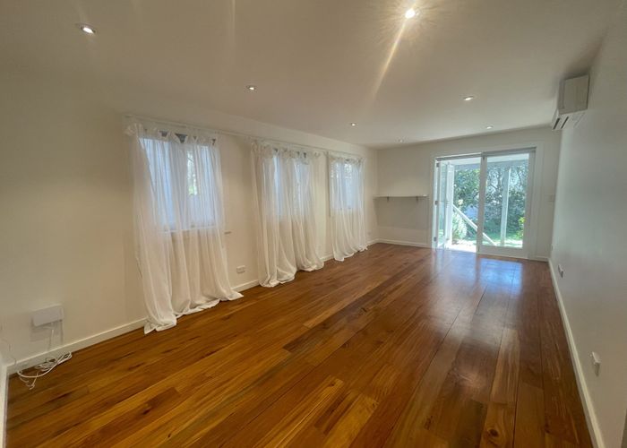  at 2/91 Sarsfield Street, Herne Bay, Auckland City, Auckland