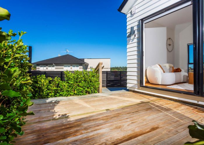  at 1B Lemon Grove Lane, Greenhithe, North Shore City, Auckland