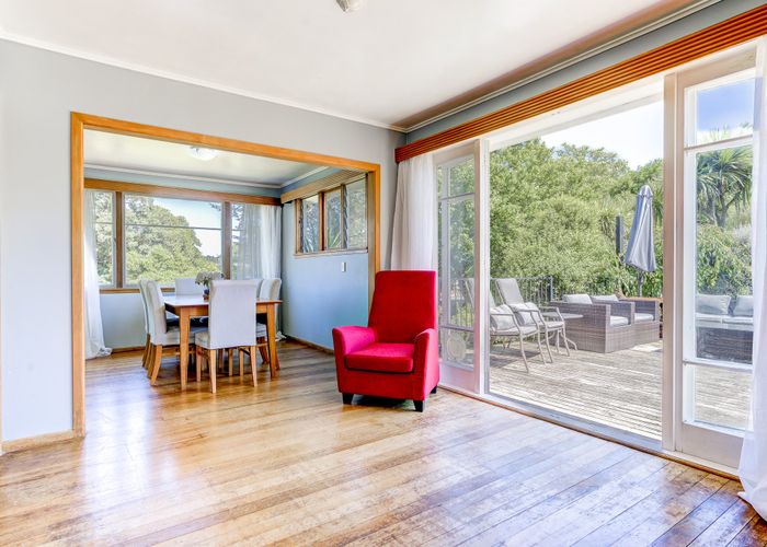  at 4 Albert Street, Hamilton East, Hamilton