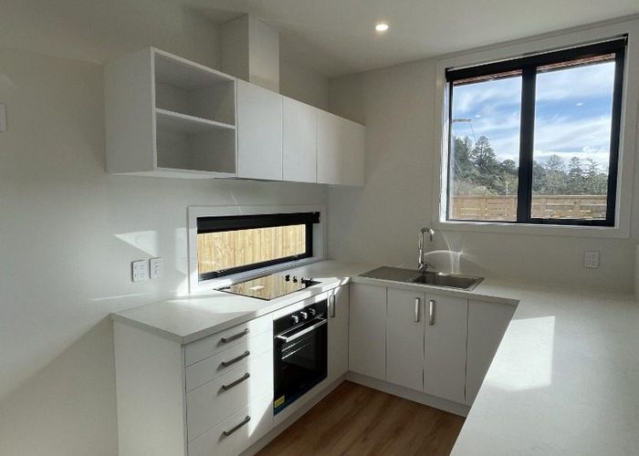  at 12/33 Raukawa Street, Stokes Valley, Lower Hutt, Wellington