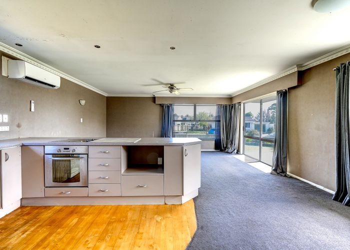  at 5 Leonard Place, Dinsdale, Hamilton
