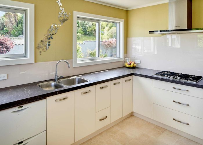  at 54 Penryn Drive, Camborne, Porirua