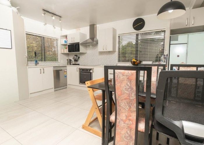  at 2/157 Spinella Drive, Bayview, North Shore City, Auckland