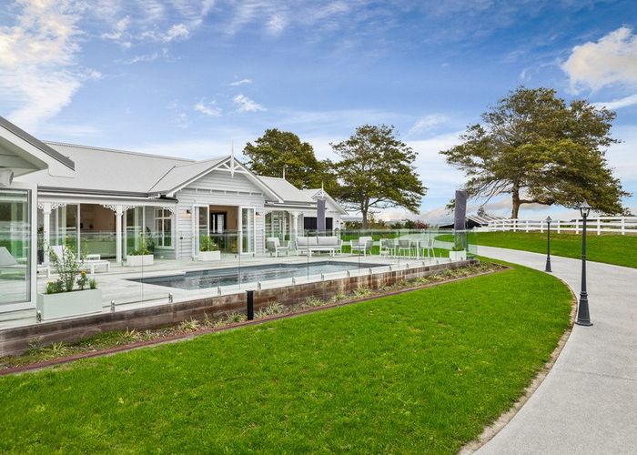  at 21 Diamond Lane, Riverhead, Riverhead