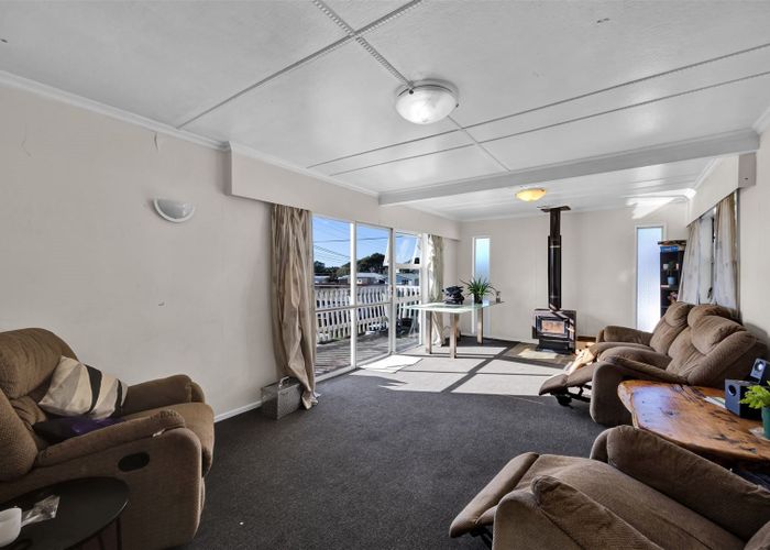  at 17 Annandale Street, Lynmouth, New Plymouth