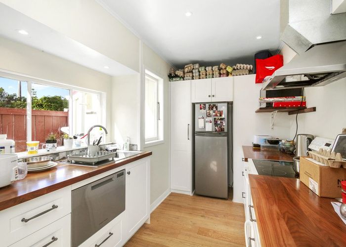  at 73 Owen Street, Belmont, Lower Hutt