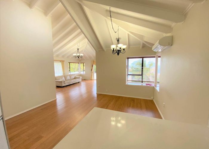  at 8 Eleanor Place, Blockhouse Bay, Auckland City, Auckland