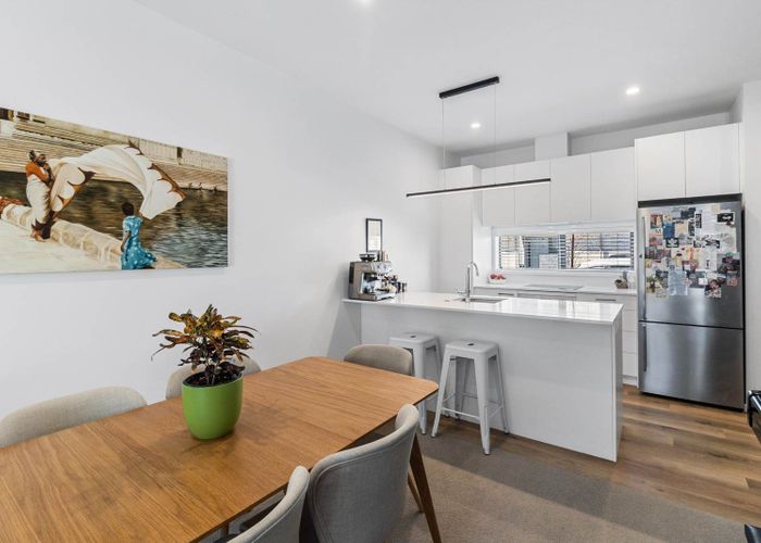  at 102 Mangahoe Road, Mount Wellington, Auckland