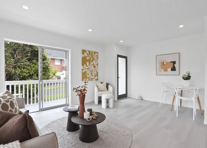  at 1/38 Divich Avenue, Te Atatu South, Auckland