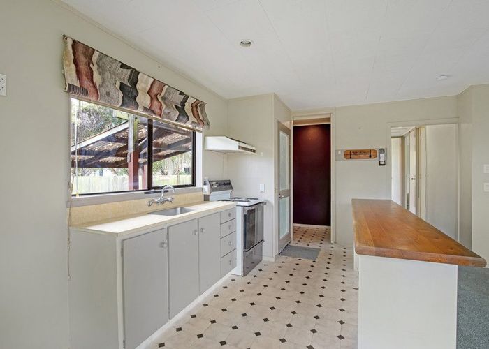  at 14 School Lane, Kirwee