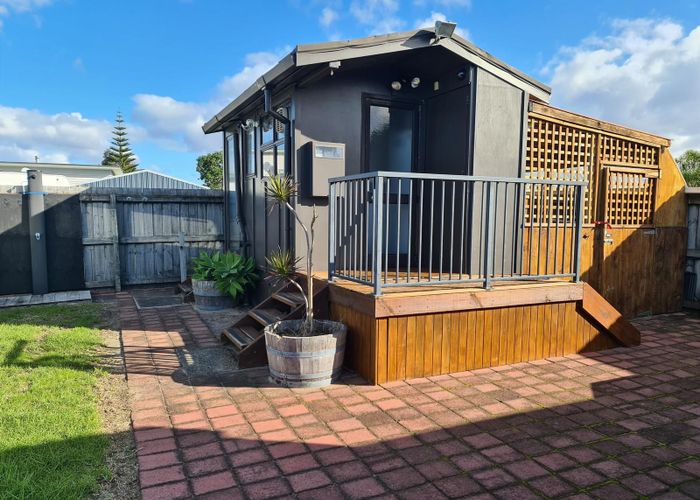  at 102 Kauri Crescent, Matarangi