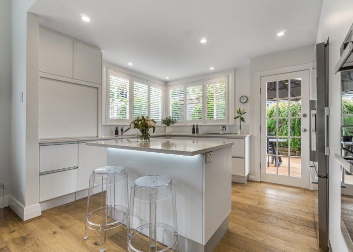 at 77 Bell Road, Remuera, Auckland